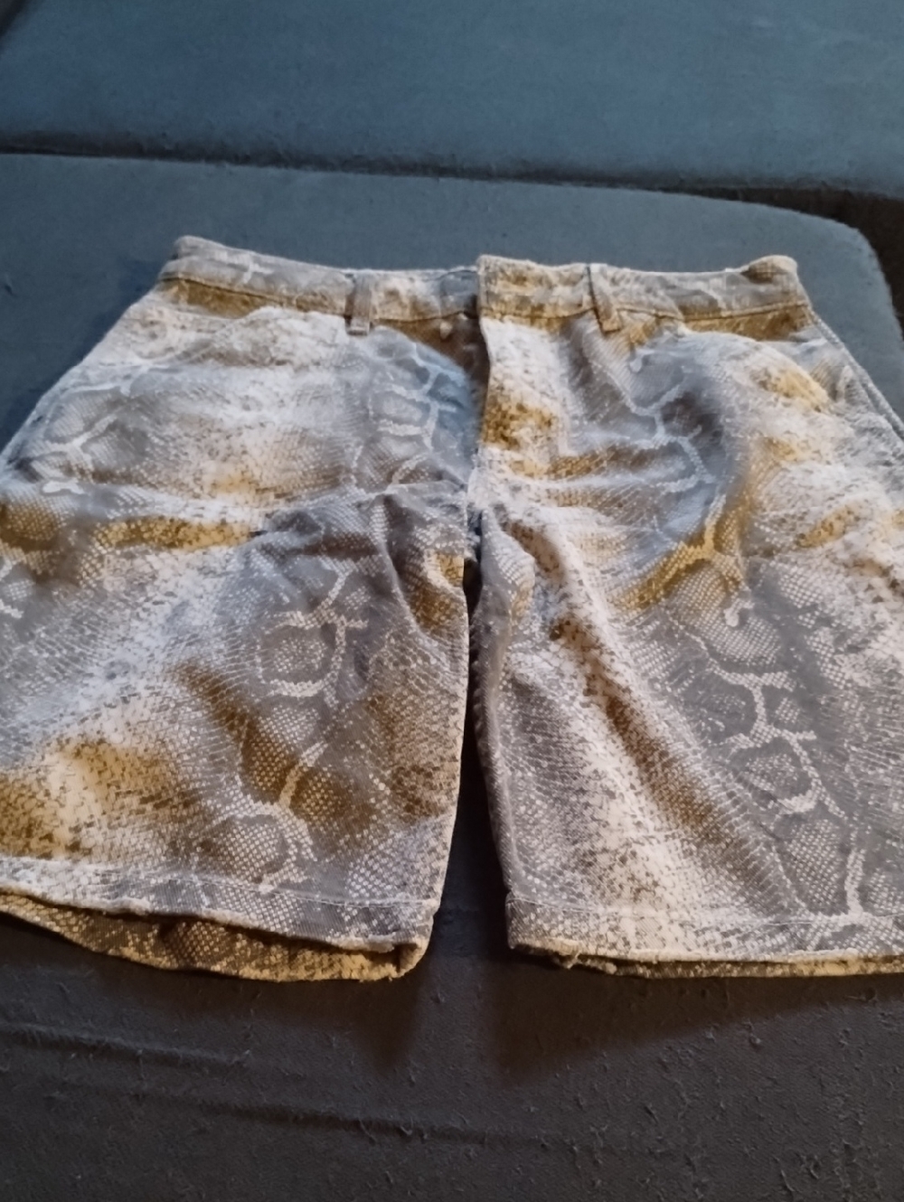 Men's Snake-Print Casual Shorts in Gray and Brown